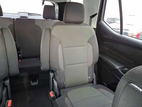 Certified 2018 Chevrolet Traverse LT image 15