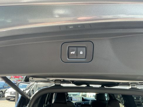 Certified 2025 Nissan Armada Platinum Reserve AWD/4WD image 26