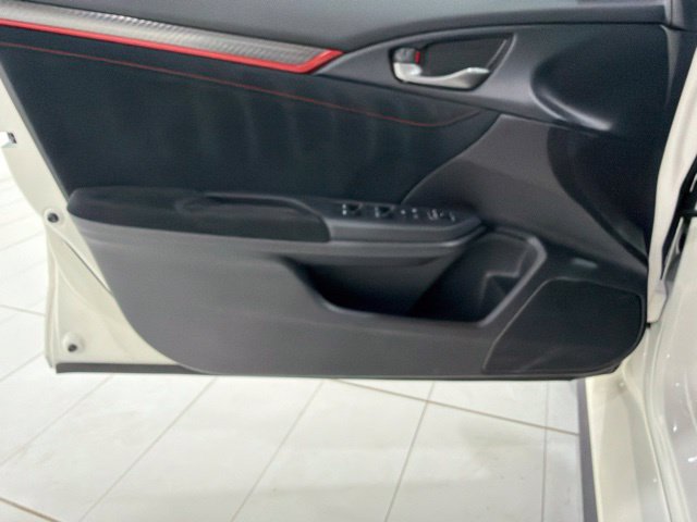 Used 2020 Honda Civic Type R image 10