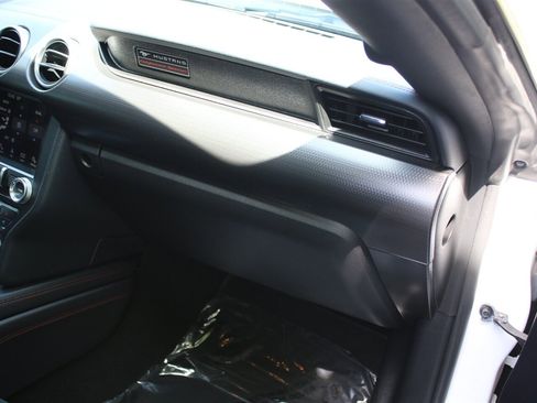 Used 2019 Ford Mustang GT Premium w/ Equipment Group 401A RWD image 19