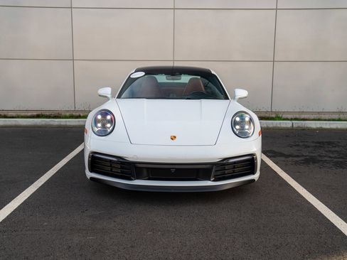 Certified 2021 Porsche 911 Carrera 4S image 6