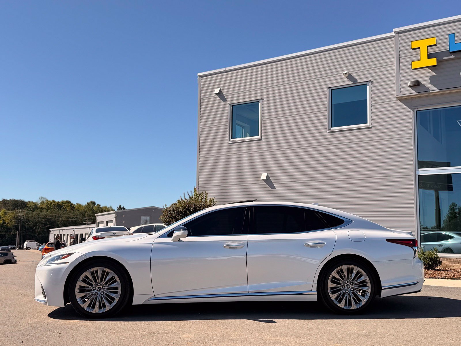 Used 2020 Lexus LS 500 w/ Interior Upgrade Package RWD image 20