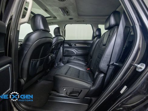 Used 2022 Kia Telluride SX w/ SX Prestige Package AWD/4WD image 27