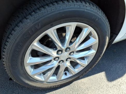 Used 2021 Buick Enclave Essence w/ Trailering Package, 5000 lbs. AWD/4WD image 6
