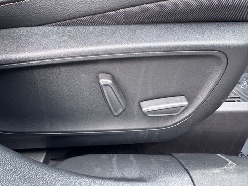 Used 2021 Ford Escape Titanium image 27