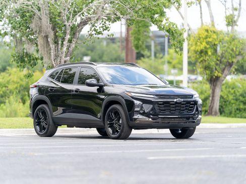 Used 2025 Chevrolet Trax ACTIV w/ Driver Confidence Package FWD image 39