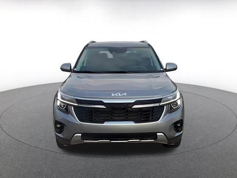 Used 2025 Kia Seltos S image 4