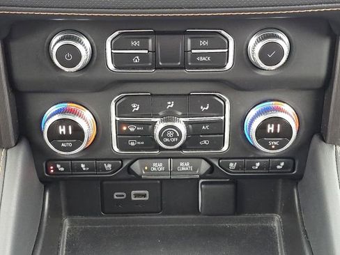 Used 2023 GMC Yukon AT4 w/ Technology Package image 42