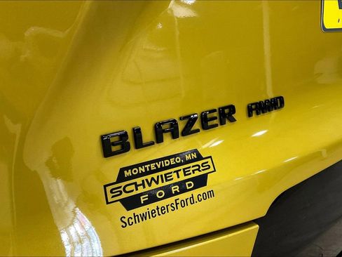 Used 2022 Chevrolet Blazer RS w/ Enhanced Convenience Package image 8