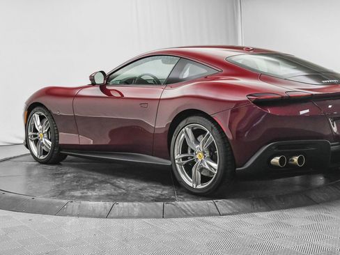 Used 2023 Ferrari Roma image 6