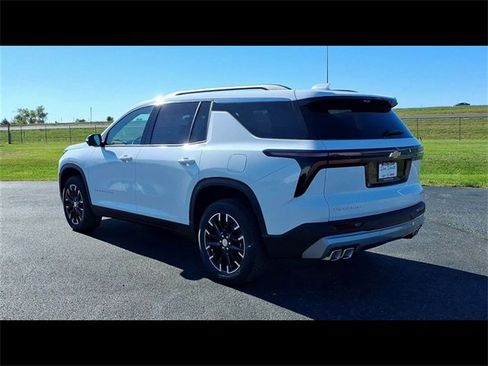 New 2026 Chevrolet Traverse LT w/ Sun and Wheel Package image 6