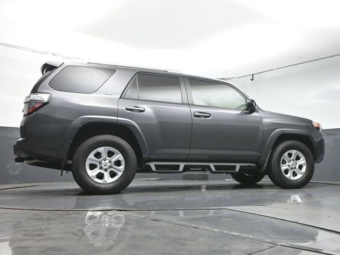Used 2018 Toyota 4Runner SR5 image 36