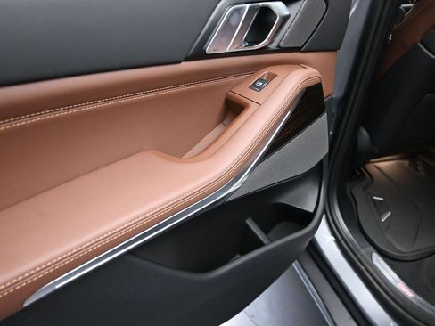 New 2026 BMW X5 sDrive40i image 16