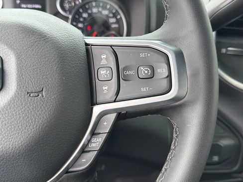 Used 2025 RAM 2500 Big Horn AWD/4WD image 27