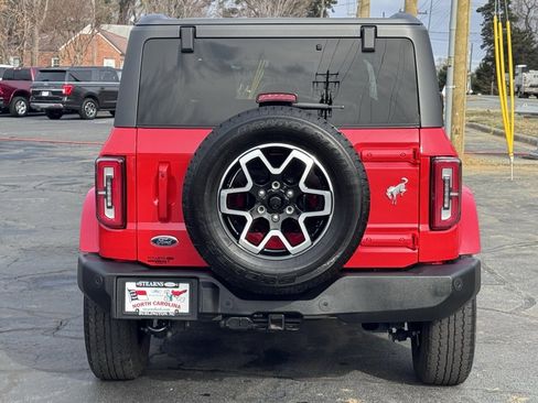 Used 2022 Ford Bronco Outer Banks image 18