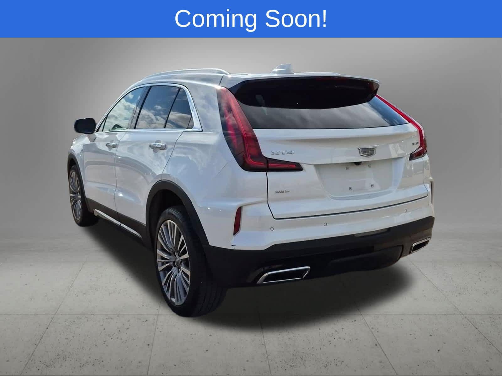 Used 2024 Cadillac XT4 Premium Luxury AWD/4WD image 4