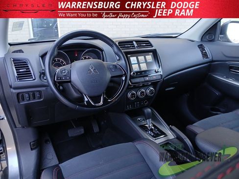 Used 2024 Mitsubishi Outlander Sport SE AWD/4WD image 15
