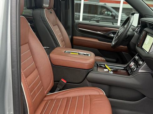 Used 2024 GMC Yukon XL Denali Ultimate image 24