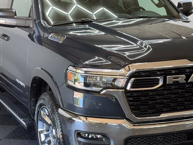Used 2025 RAM 1500 Big Horn AWD/4WD image 2