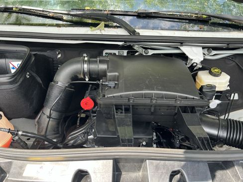 Used 2023 Mercedes-Benz Sprinter 2500 image 26