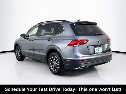 Used 2019 Volkswagen Tiguan SE w/ Panoramic Sunroof Package FWD image 6