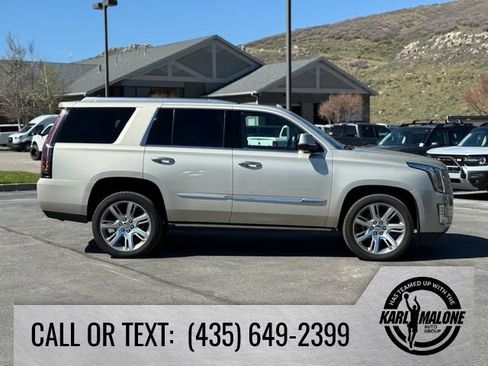 Used 2015 Cadillac Escalade Premium AWD/4WD image 6