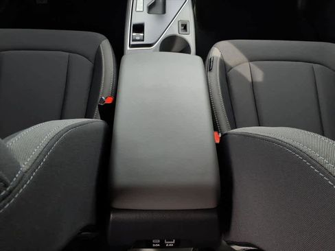 Used 2025 Subaru Crosstrek 2.0i Premium w/ Convenience Package #2 image 31