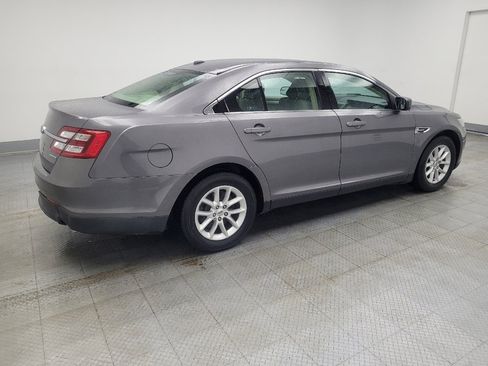 Used 2014 Ford Taurus SE image 10