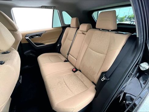 Used 2020 Toyota RAV4 XLE w/ Convenience Package AWD/4WD image 32