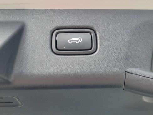 Used 2024 Hyundai Tucson Limited image 18