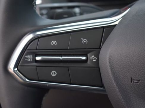 New 2026 Chevrolet Traverse LT w/ Sun and Wheel Package image 27