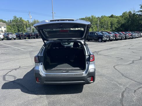 Used 2020 Subaru Outback Premium AWD/4WD image 12