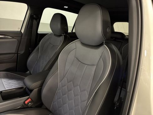 Certified 2026 Volkswagen Tiguan SEL R-Line image 14