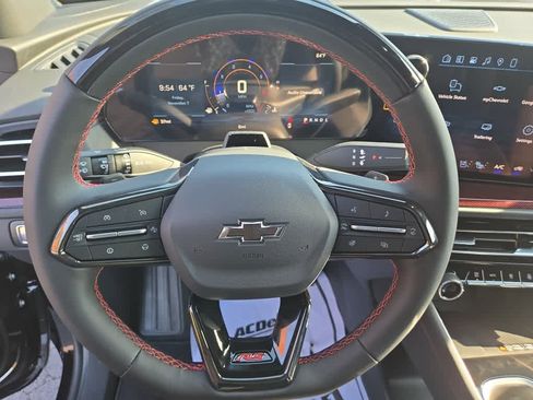 New 2026 Chevrolet Traverse RS image 17