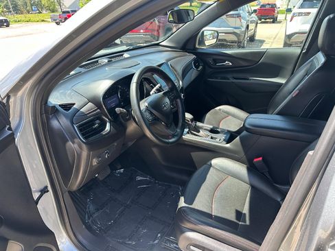Used 2023 Chevrolet Equinox RS w/ RS Leather Package AWD/4WD image 11