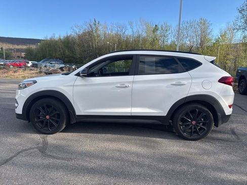 Used 2017 Hyundai Tucson Night image 8