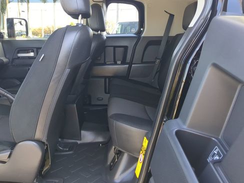 Used 2012 Toyota FJ Cruiser 4WD image 14