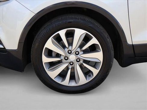Used 2019 Buick Encore Preferred FWD image 27