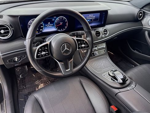 Used 2020 Mercedes-Benz E 450 4MATIC Sedan w/ Parking Assistance Package image 9