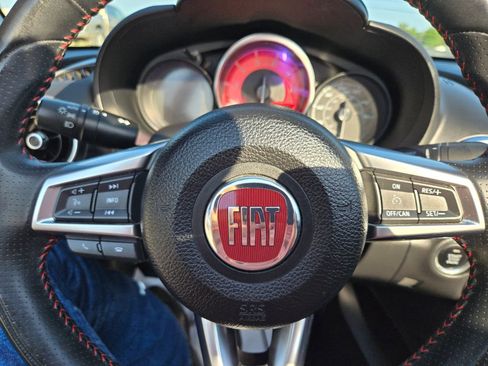 Used 2017 FIAT 124 Spider Abarth image 12