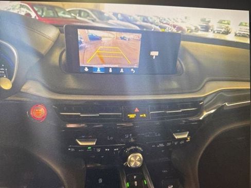 Used 2023 Acura MDX FWD w/ Technology Package image 5