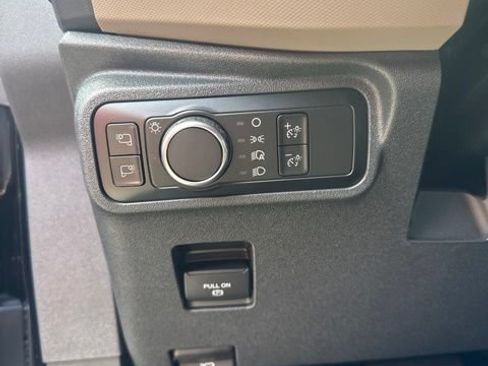 Used 2024 Ford Bronco Wildtrak AWD/4WD image 25
