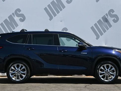 Used 2020 Toyota Highlander Limited FWD image 4