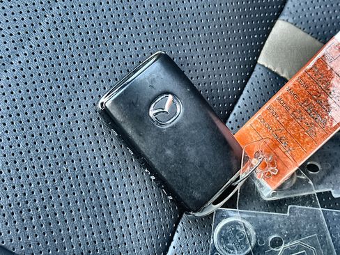 Used 2025 MAZDA CX-90 3.3 Turbo S w/ Premium Package image 27