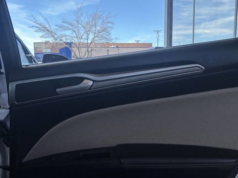 Used 2020 Ford Fusion S FWD image 15