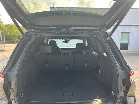 New 2024 Jeep Grand Cherokee Trailhawk w/ Luxury Tech Group III image 23