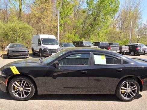 Used 2018 Dodge Charger GT AWD/4WD image 5