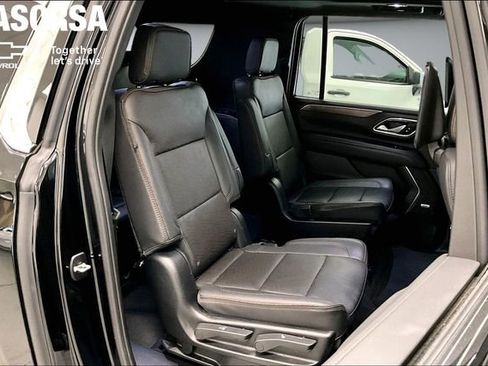 Certified 2024 Chevrolet Suburban High Country w/ Advanced Technology Package AWD/4WD image 26