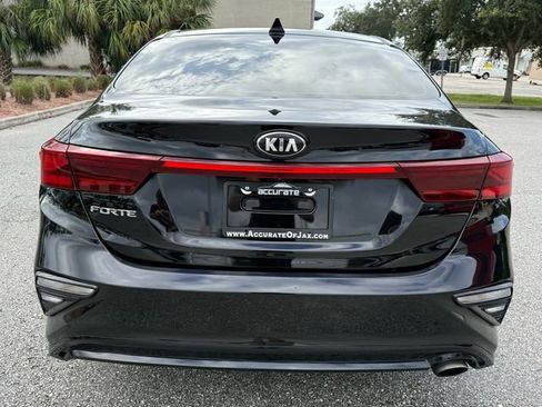 Used 2019 Kia Forte LXS image 10