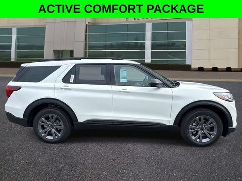 New 2026 Ford Explorer Active w/ Active Comfort Package AWD/4WD image 8